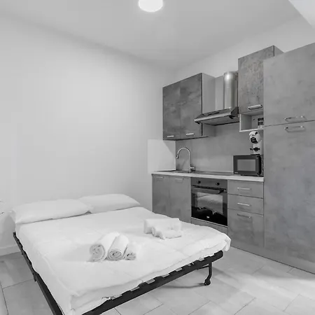 The White In Station * Udine