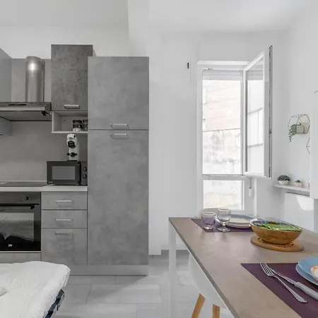 The White In Station Udine