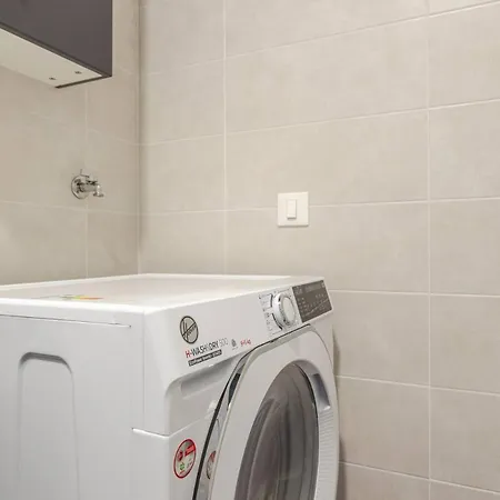 The White In Station Apartment Udine